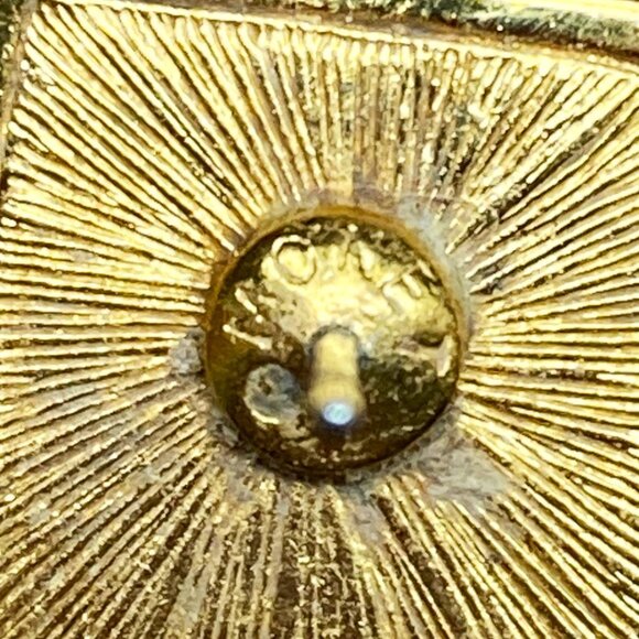 Your choice of vintage Monet statement earrings - Picture 6 of 6